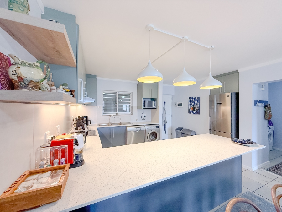 3 Bedroom Property for Sale in Bowtie Western Cape